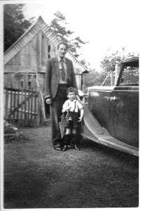Tom and John with Daimler August 1946