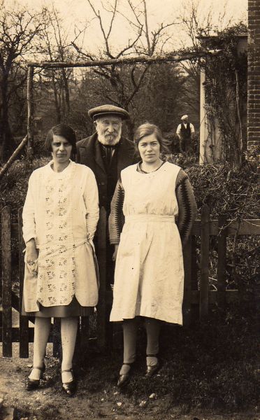 Unknown persons and place about 1920 (possibly Fred Thick or another of the Thick family)